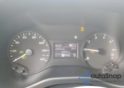 2016 Mercedes-Benz Metris из США, поврежденный, VIN WD4PG2EE1G3085682